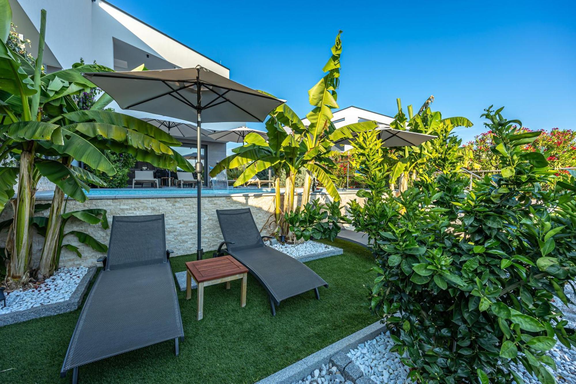 Luxury Villas White Sails Pinezići Esterno foto