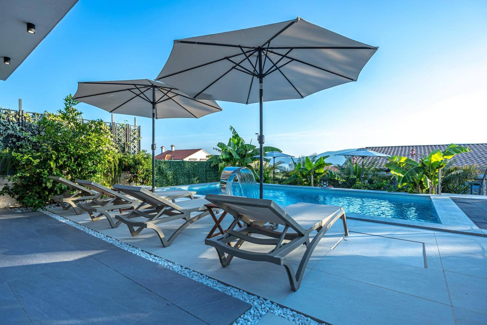 Luxury Villas White Sails Pinezići Esterno foto