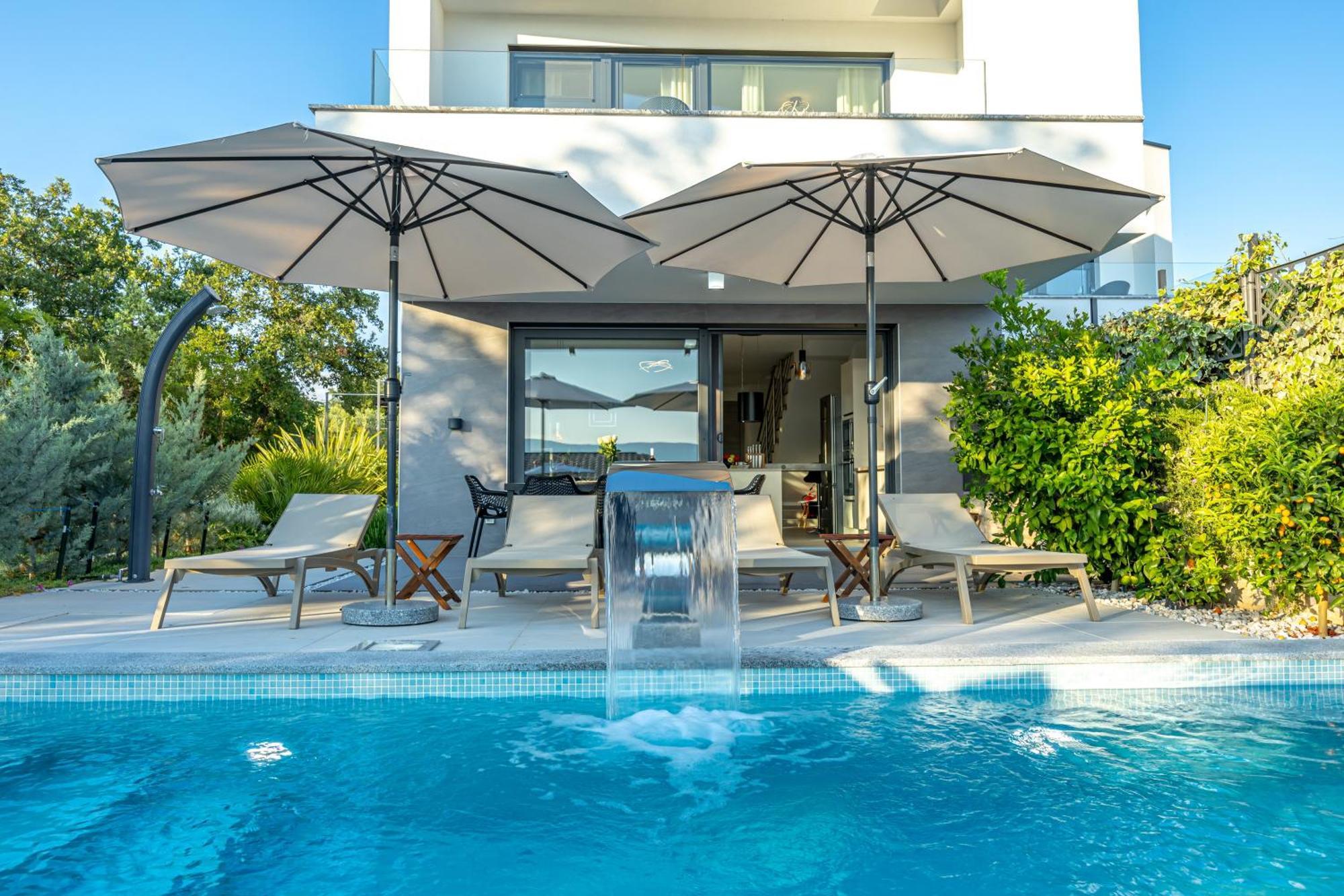 Luxury Villas White Sails Pinezići Esterno foto