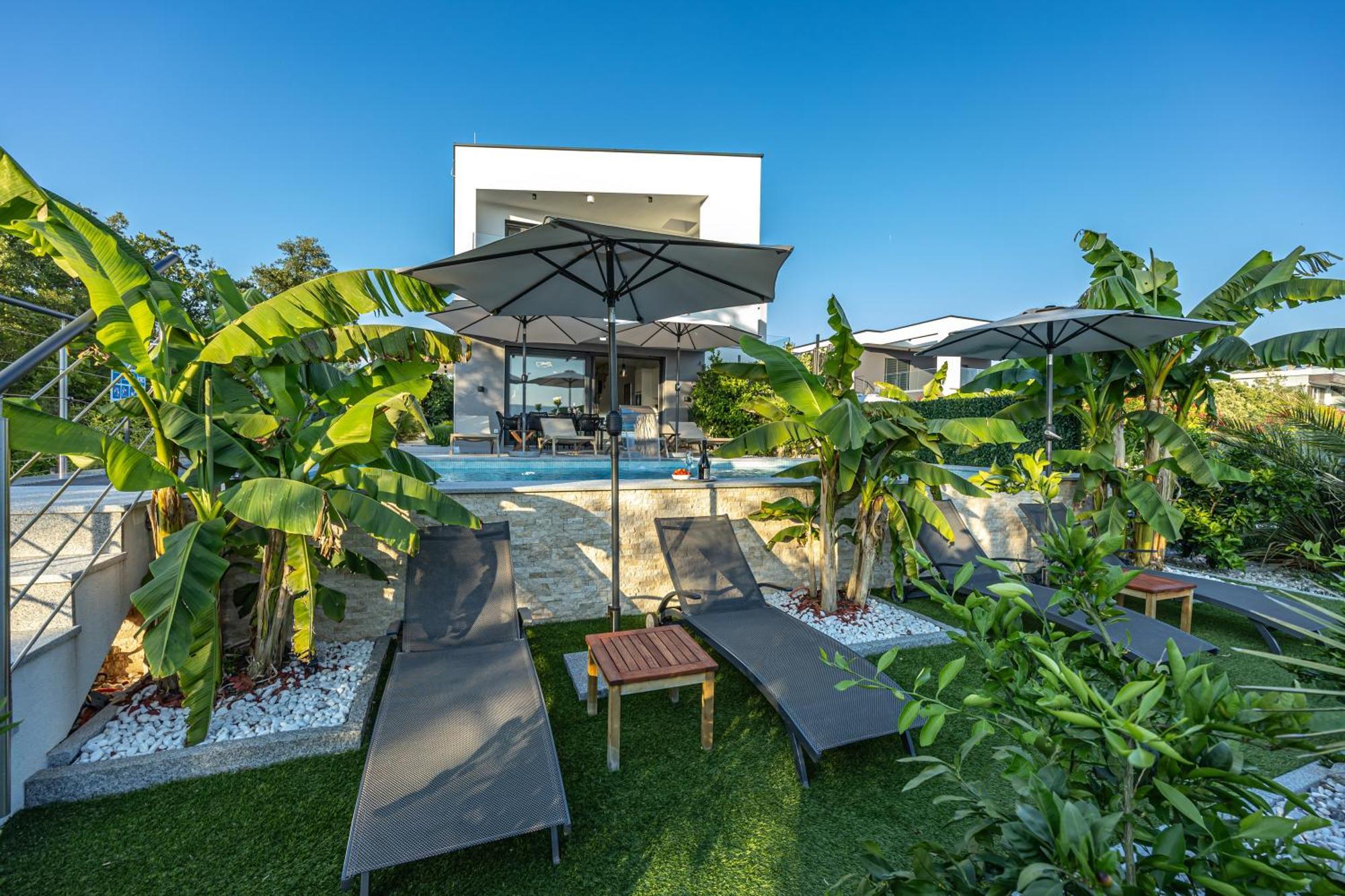 Luxury Villas White Sails Pinezići Esterno foto