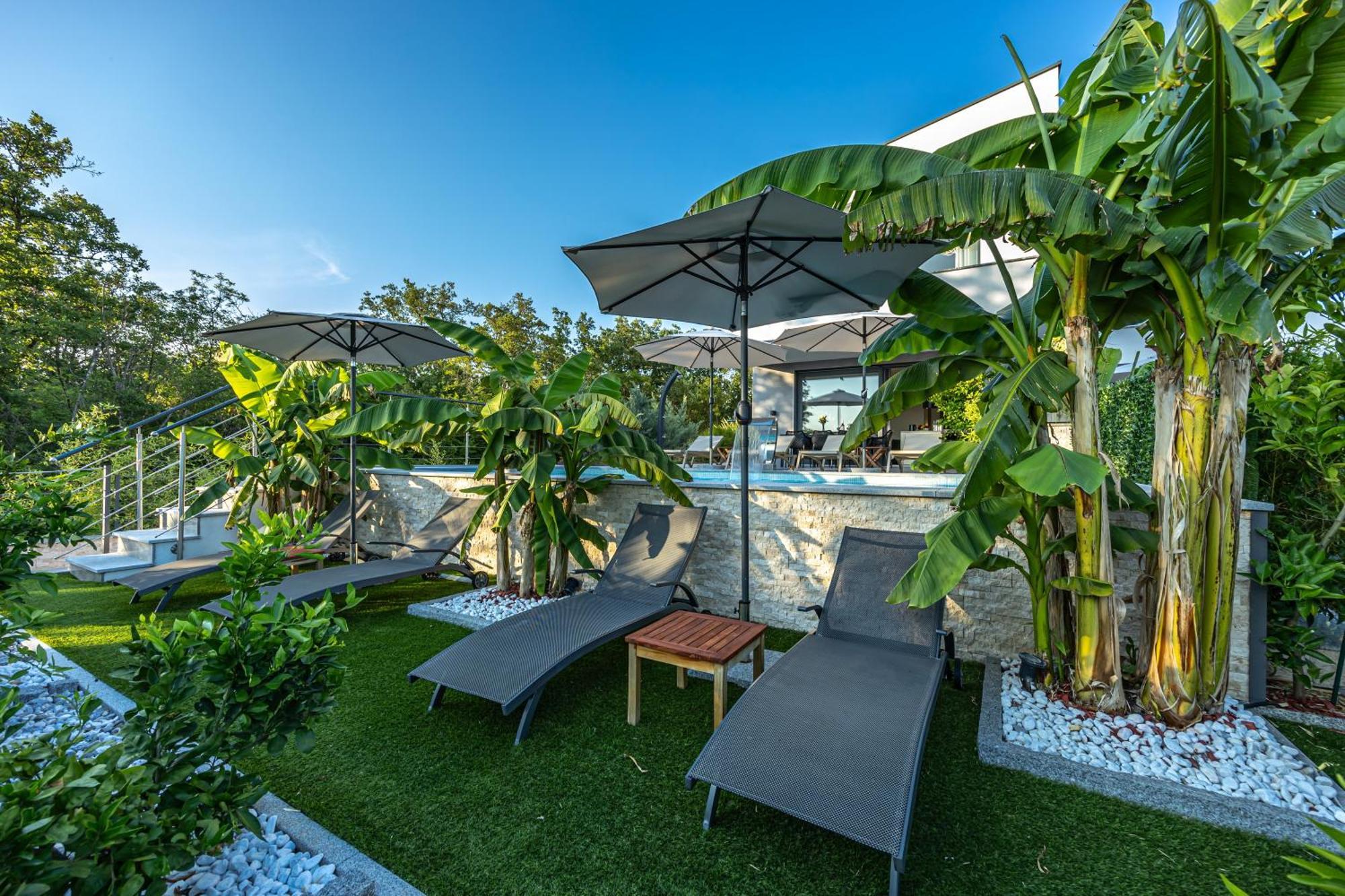 Luxury Villas White Sails Pinezići Esterno foto