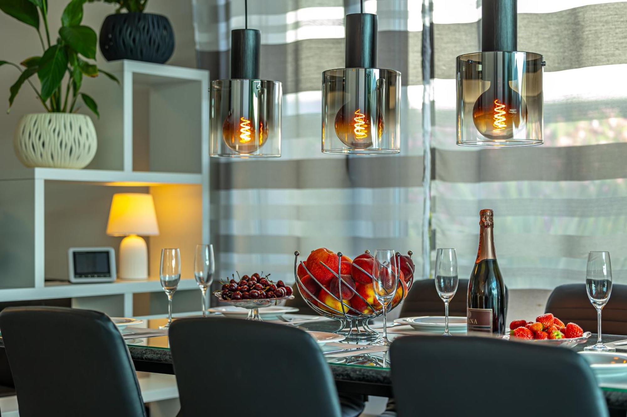 Luxury Villas White Sails Pinezići Esterno foto