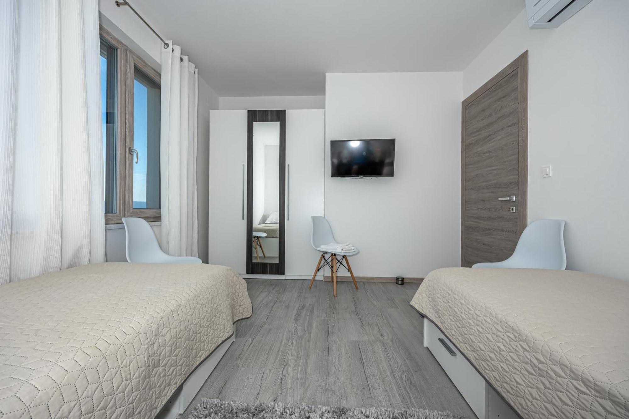 Luxury Villas White Sails Pinezići Esterno foto