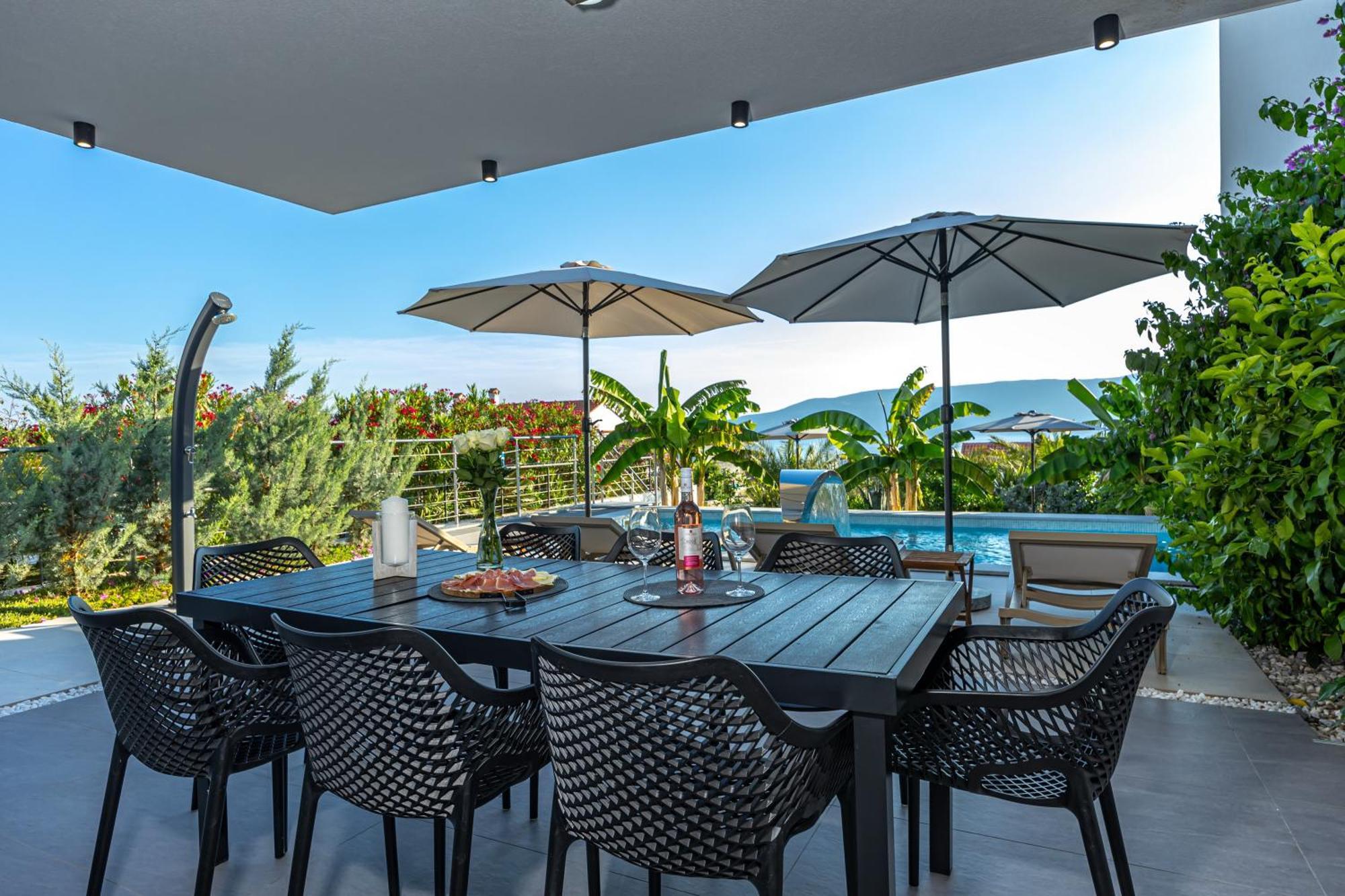 Luxury Villas White Sails Pinezići Esterno foto