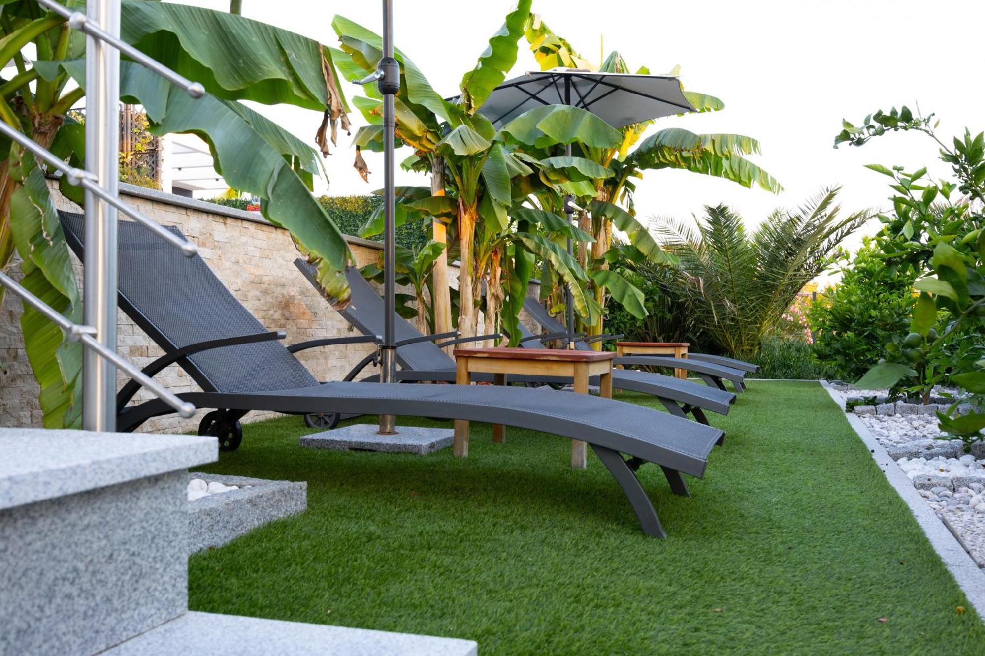 Luxury Villas White Sails Pinezići Esterno foto